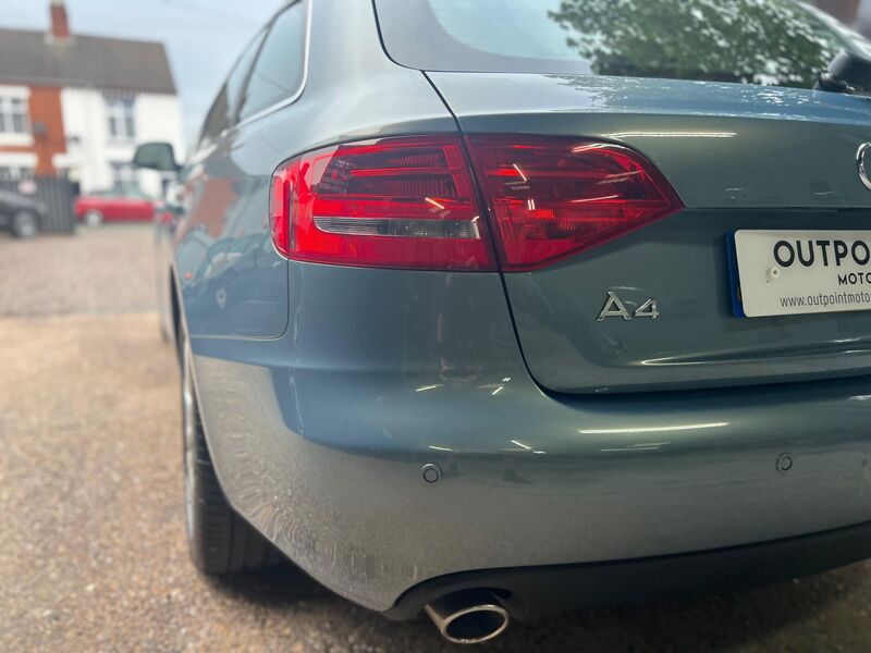 AUDI A4 AVANT 2.7 TDI SE Multitronic Euro 4 5dr 2009