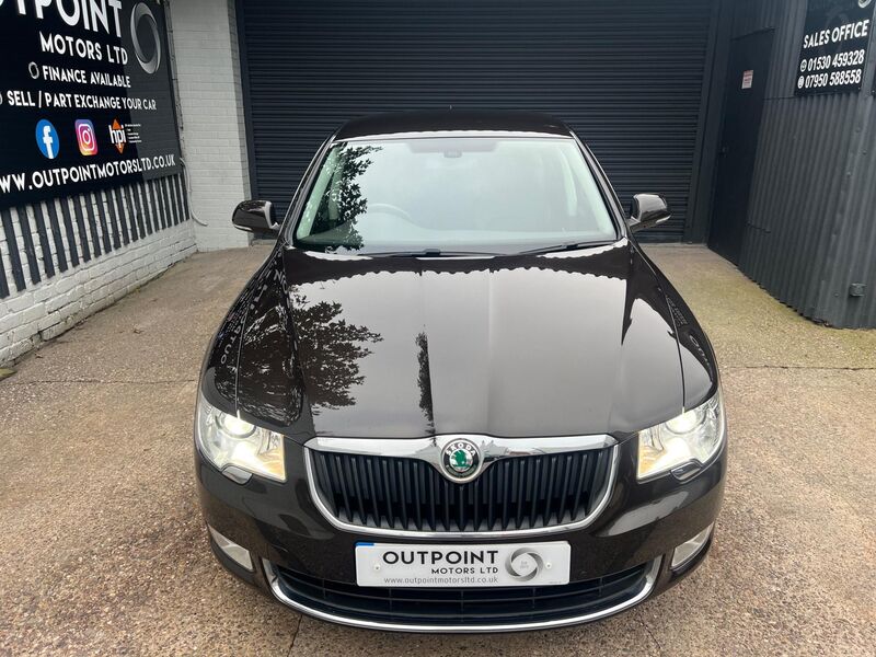 SKODA SUPERB 2.0 TDI Laurin & Klement DSG Euro 5 5dr 2012