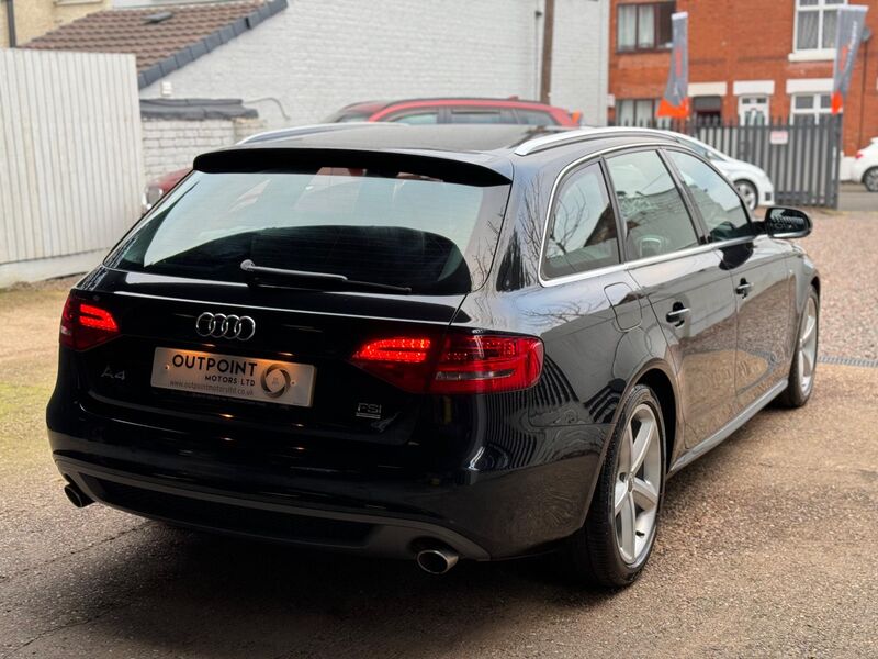 AUDI A4 AVANT 3.2 FSI V6 Executive S line quattro Euro 4 5dr 2011