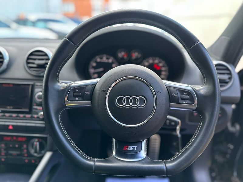 AUDI S3 2.0 TFSI Black Edition quattro Euro 5 3dr 2011