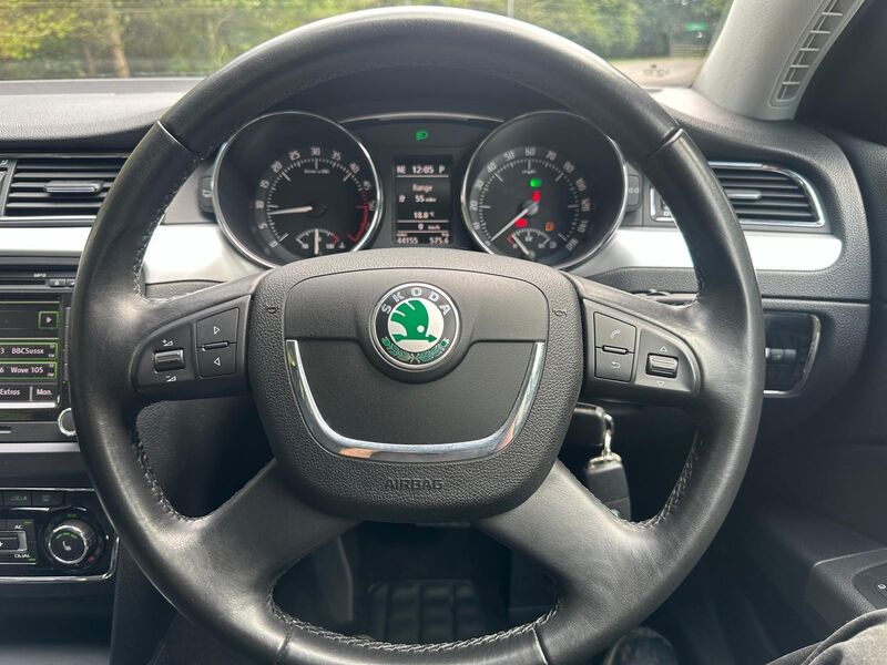 SKODA SUPERB 2.0 TDI Elegance DSG Euro 5 5dr 2010