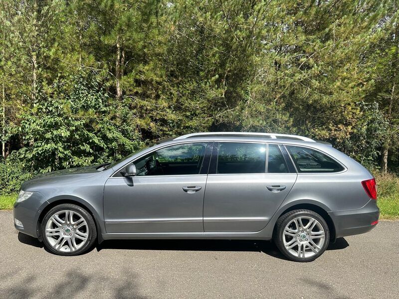 SKODA SUPERB 2.0 TDI Elegance DSG Euro 5 5dr 2010