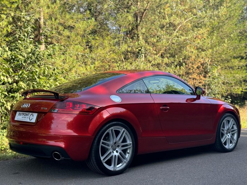 AUDI TT 2.0 TFSI Sport Euro 5 (s/s) 3dr 2011