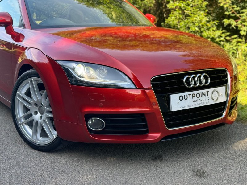 AUDI TT 2.0 TFSI Sport Euro 5 (s/s) 3dr 2011