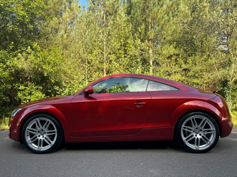 AUDI TT 2.0 TFSI Sport Euro 5 (s/s) 3dr 2011