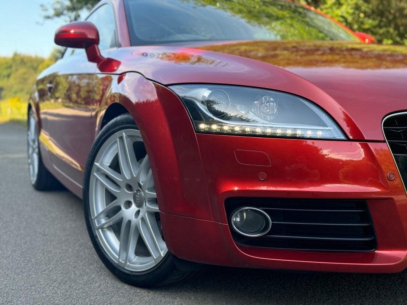 AUDI TT 2.0 TFSI Sport Euro 5 (s/s) 3dr 2011