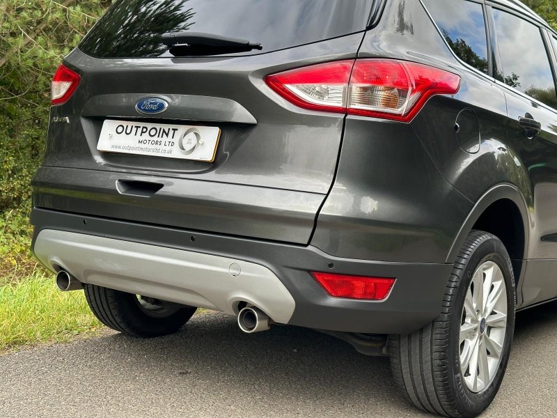 FORD KUGA 2.0 TDCi Titanium 2WD Euro 6 (s/s) 5dr 2016