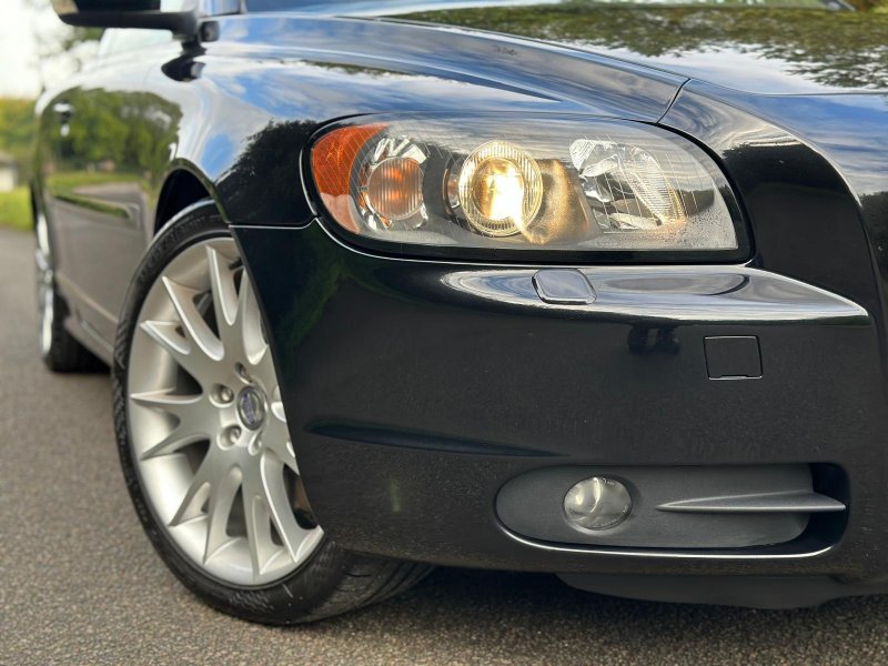 VOLVO C70 2.4 D5 SE Lux Geartronic 2dr 2007