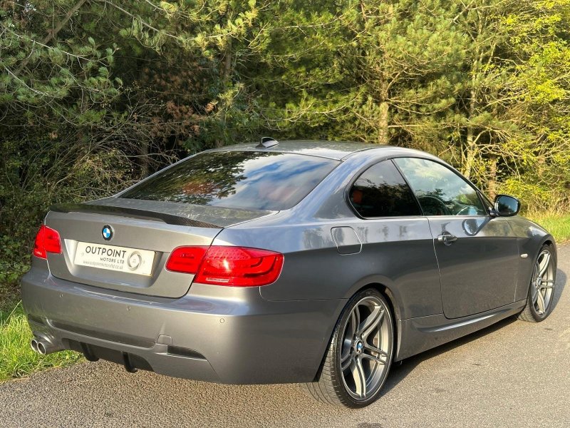 BMW 3 SERIES 3.0 325d M Sport Steptronic Euro 5 2dr 2012