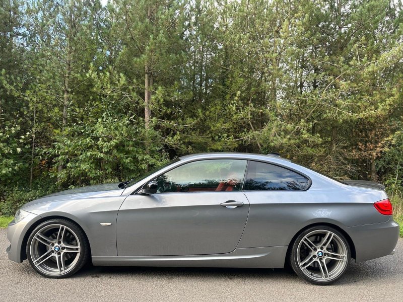 BMW 3 SERIES 3.0 325d M Sport Steptronic Euro 5 2dr 2012