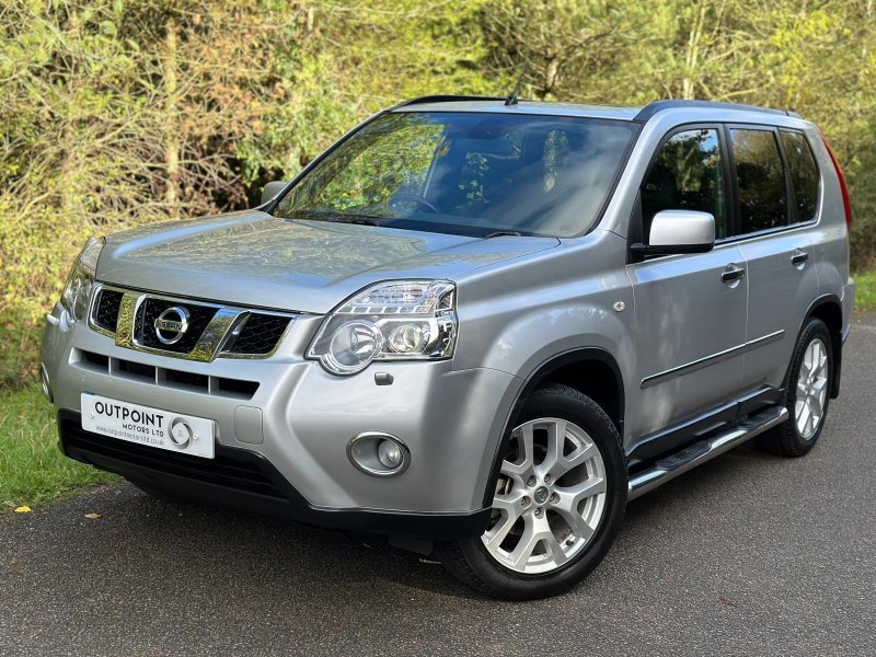 NISSAN X-TRAIL 2.0 dCi Tekna 4WD Euro 5 5dr 2010