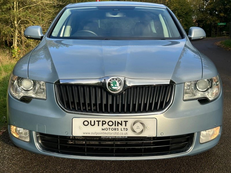 SKODA SUPERB 2.0 TDI Elegance DSG Euro 5 5dr 2013