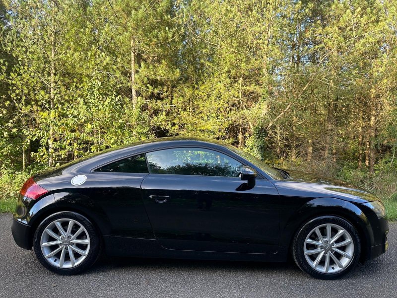 AUDI TT 2.0 TFSI Sport S Tronic quattro Euro 5 (s/s) 3dr 2011