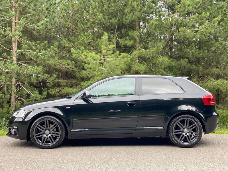 AUDI A3 2.0 TDI Black Edition S Tronic 3dr 2010