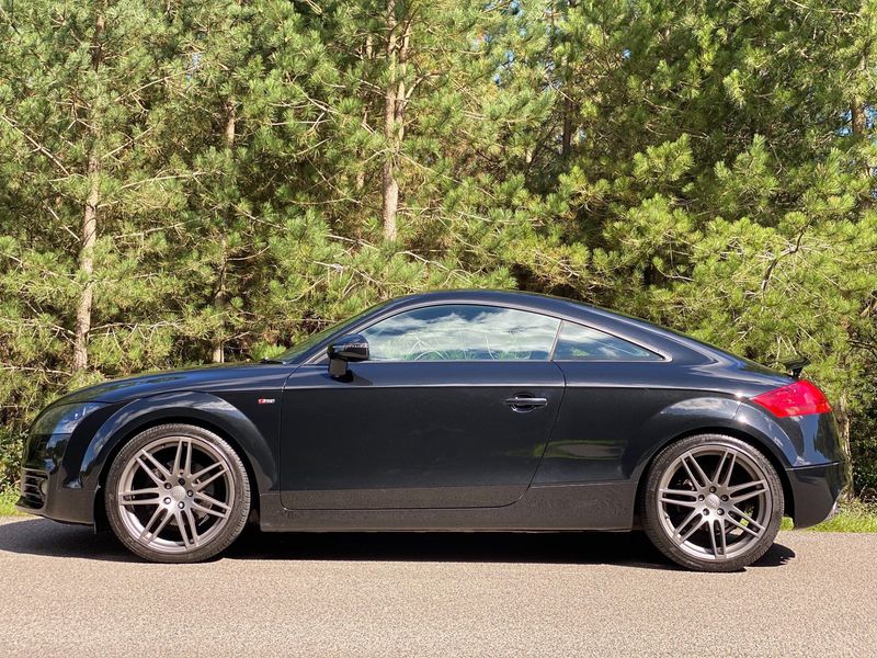 AUDI TT 2.0 TD S line Special Edition 2dr 2010