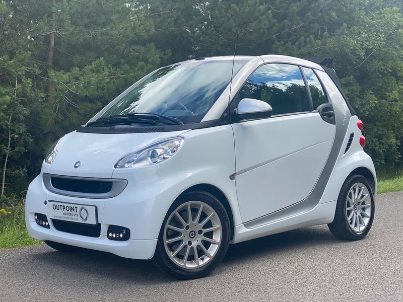 SMART FORTWO 1.0 MHD Passion Cabriolet Softouch 2dr 2011