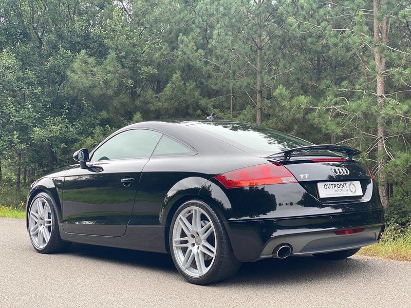 AUDI TT 3.2 TFSI S line Special Edition S Tronic 2dr 2010