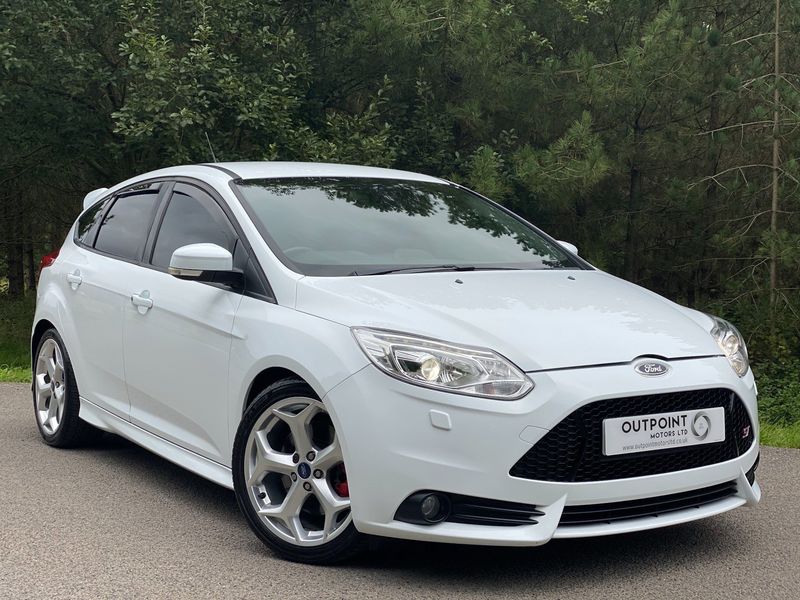 FORD FOCUS 2.0 T ST-3 5dr 2013