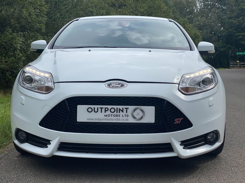 FORD FOCUS 2.0 T ST-3 5dr 2013