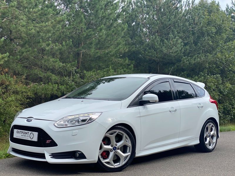 FORD FOCUS 2.0 T ST-3 5dr 2013