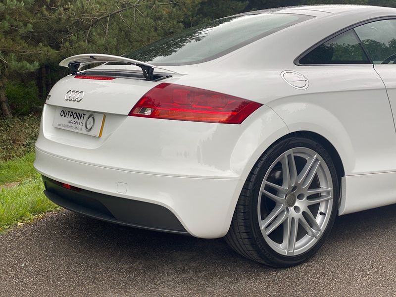 AUDI TT 2.0 TFSI S line Special Edition S Tronic 2dr 2010