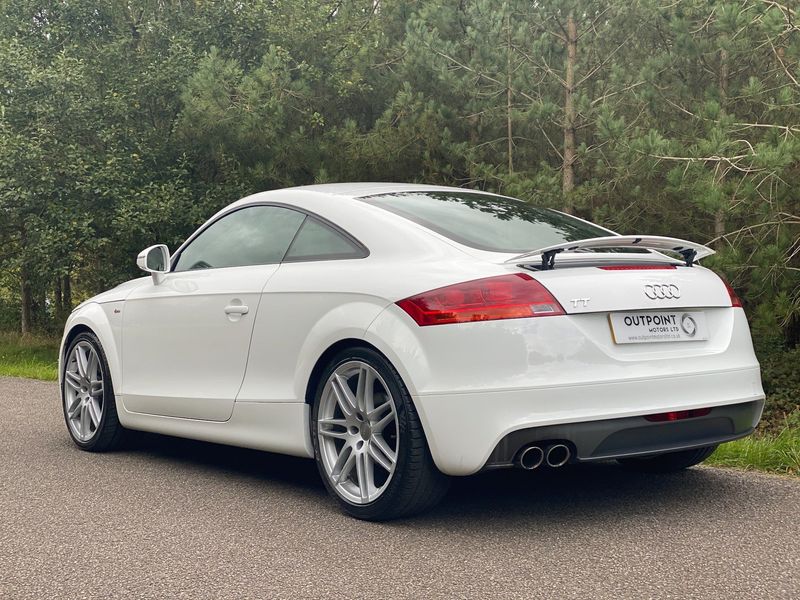 AUDI TT 2.0 TFSI S line Special Edition S Tronic 2dr 2010