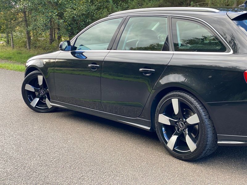 AUDI A4 AVANT 2.0 TDI Dynamik quattro 5dr 2012