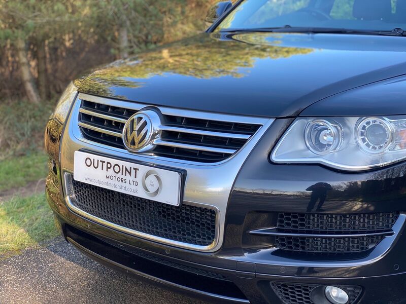 VOLKSWAGEN TOUAREG 3.0 TDI V6 DPF Altitude 5dr 2009