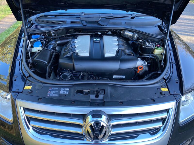 VOLKSWAGEN TOUAREG 3.0 TDI V6 DPF Altitude 5dr 2009