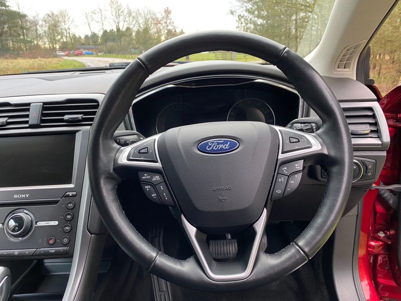 FORD MONDEO 2.0T EcoBoost Titanium Auto ss 5dr 2015