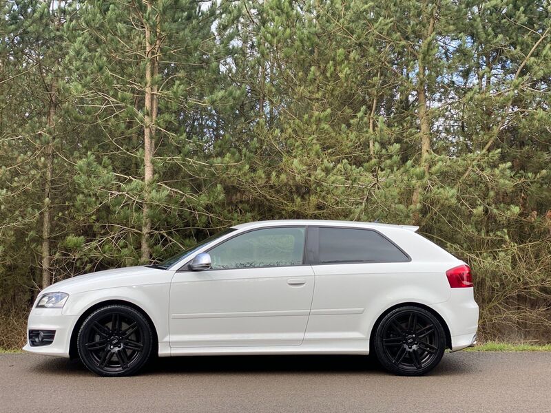 AUDI S3 2.0 TFSI Black Edition quattro 3dr 2010