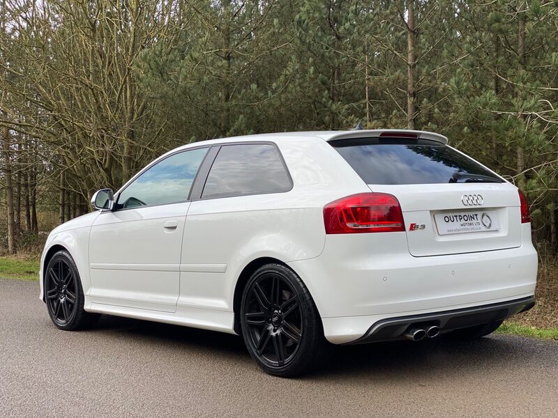 AUDI S3 2.0 TFSI Black Edition quattro 3dr 2010