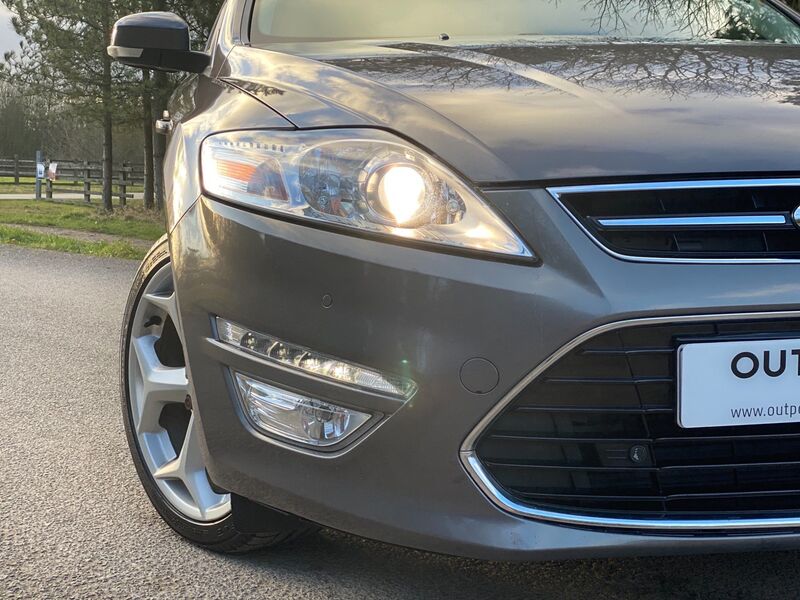 FORD MONDEO 2.0 TDCi Titanium X Powershift 5dr 2012