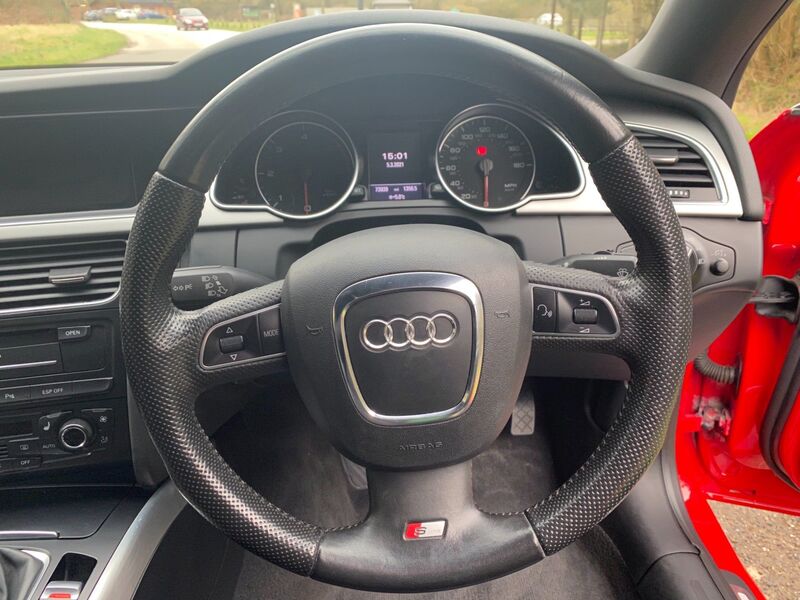 AUDI A5 2.0 TDI S line Special Edition quattro 2dr 2010