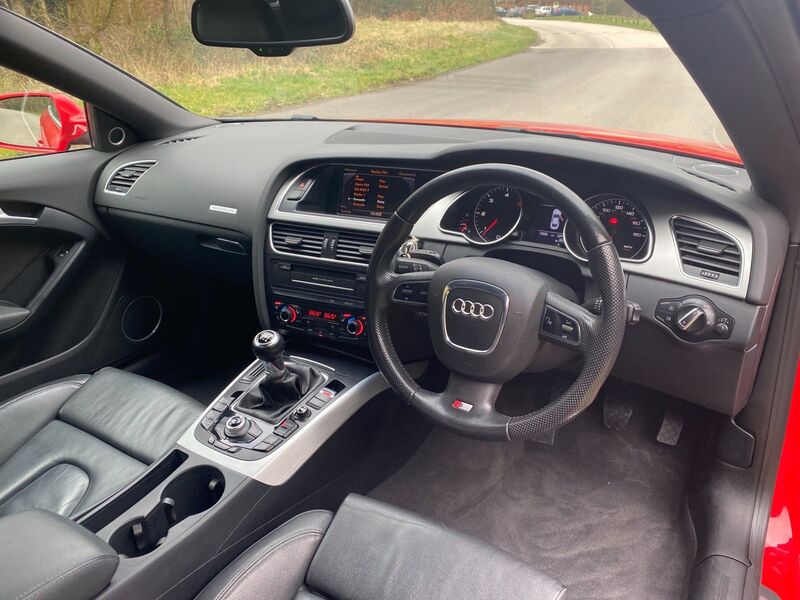 AUDI A5 2.0 TDI S line Special Edition quattro 2dr 2010