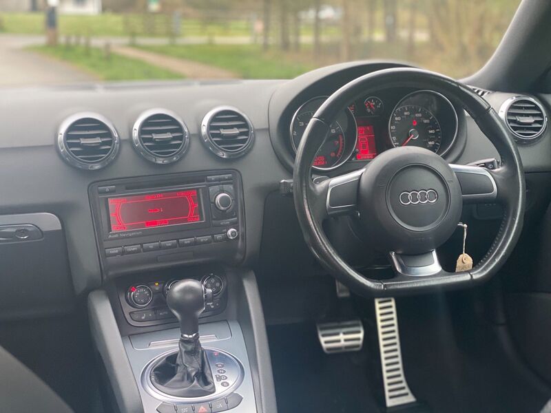 AUDI TT 3.2 TFSI S Tronic quattro 2dr 2008