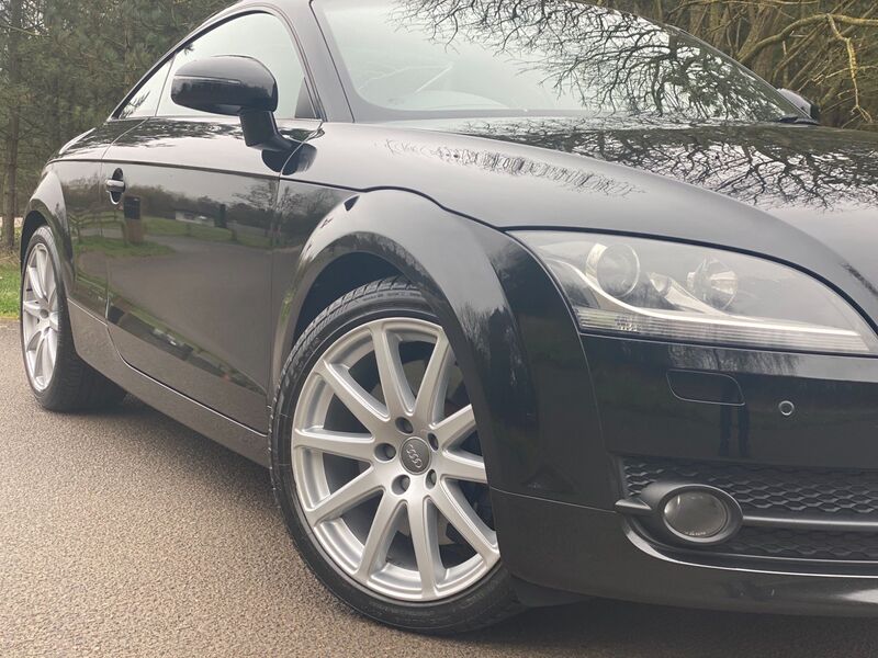 AUDI TT 3.2 TFSI S Tronic quattro 2dr 2008