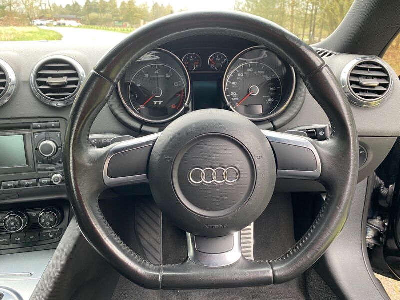 AUDI TT 3.2 TFSI S Tronic quattro 2dr 2008