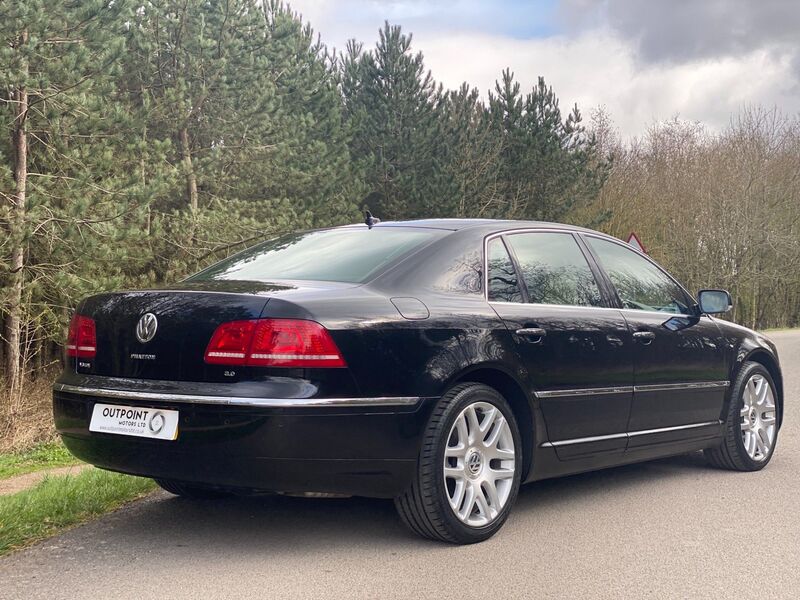 VOLKSWAGEN PHAETON 3.0 TDI V6 4MOTION 4dr 2011