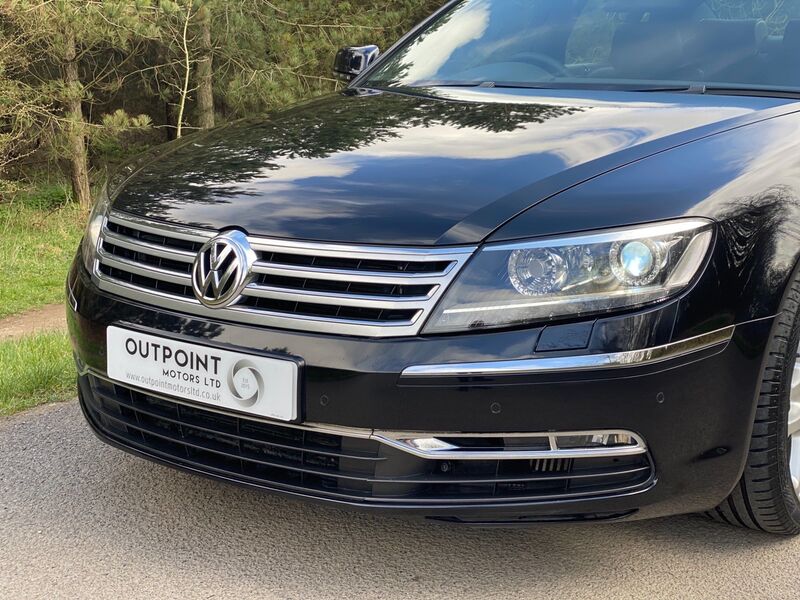 VOLKSWAGEN PHAETON 3.0 TDI V6 4MOTION 4dr 2011