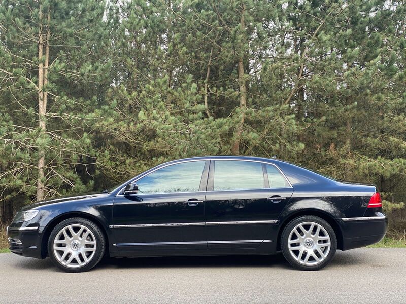 VOLKSWAGEN PHAETON 3.0 TDI V6 4MOTION 4dr 2011