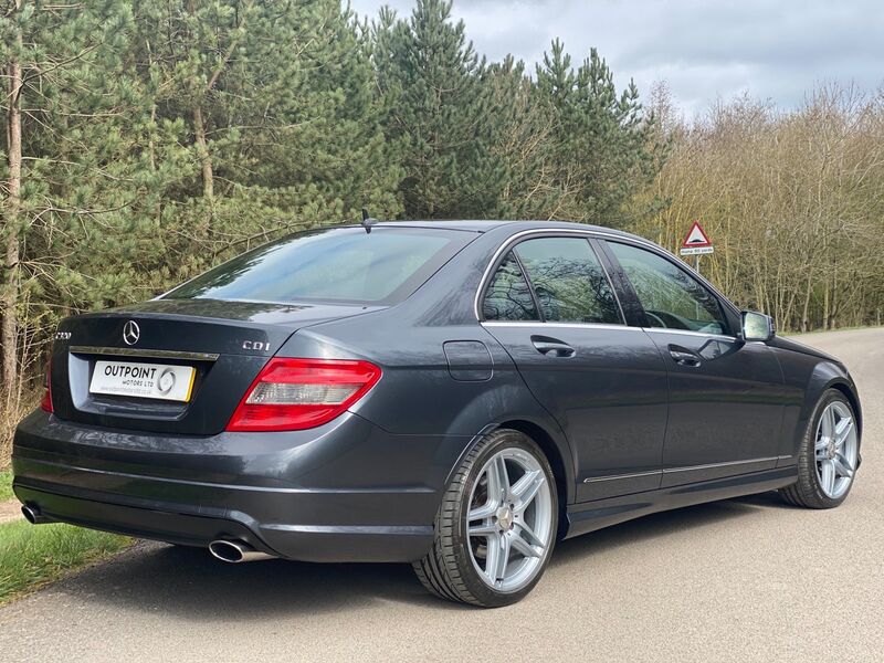 MERCEDES-BENZ C CLASS 3.0 C320 CDI Sport 7G-Tronic 4dr 2009