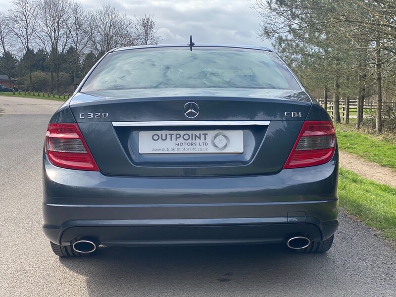 MERCEDES-BENZ C CLASS 3.0 C320 CDI Sport 7G-Tronic 4dr 2009