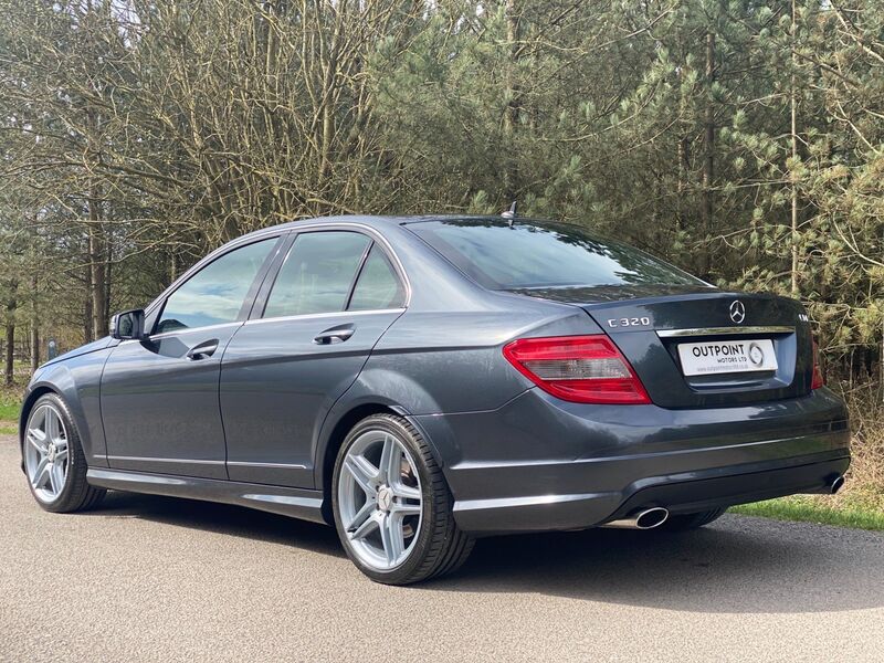 MERCEDES-BENZ C CLASS 3.0 C320 CDI Sport 7G-Tronic 4dr 2009