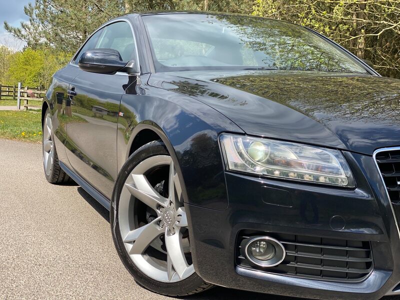 AUDI A5 3.0 TDI S line S Tronic quattro 2dr 2010