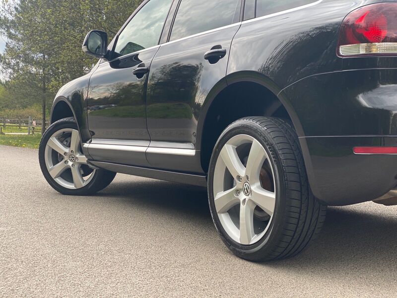 VOLKSWAGEN TOUAREG 3.0 TDI V6 DPF Altitude 5dr 2010