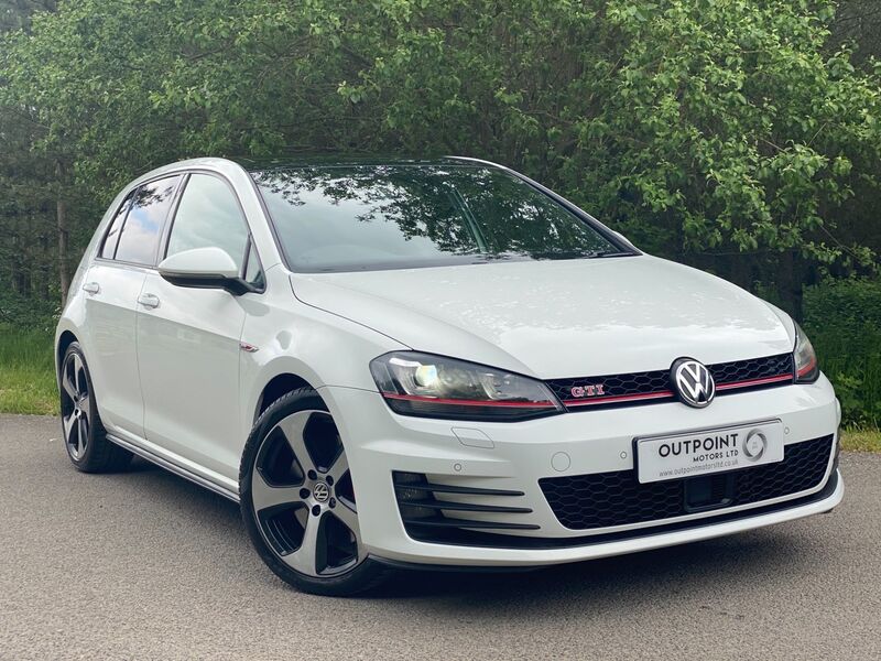 VOLKSWAGEN GOLF 2.0 TSI BlueMotion Tech GTI Performance pack ss 5dr 2015