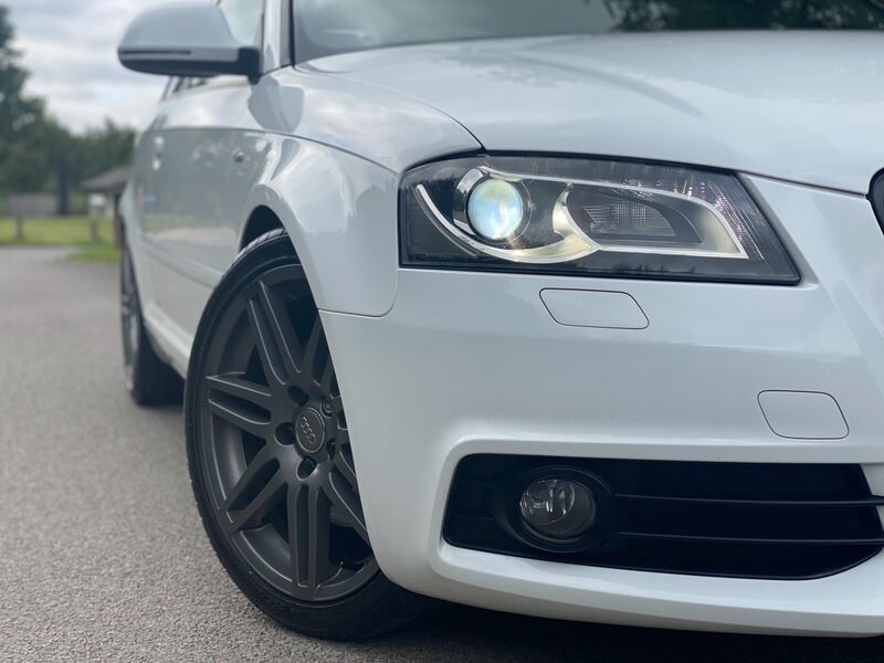 AUDI A3 2.0 TFSI Black Edition 3dr 2010