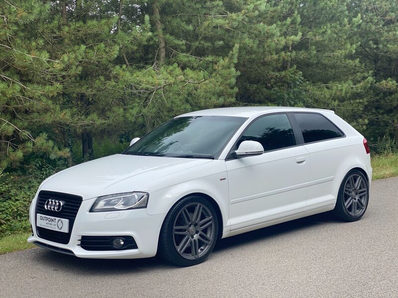 AUDI A3 2.0 TFSI Black Edition 3dr 2010