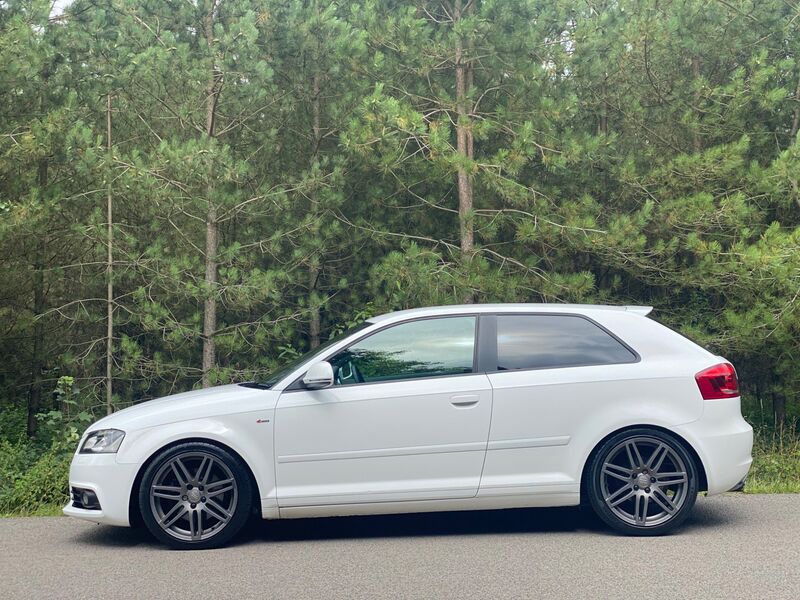 AUDI A3 2.0 TFSI Black Edition 3dr 2010